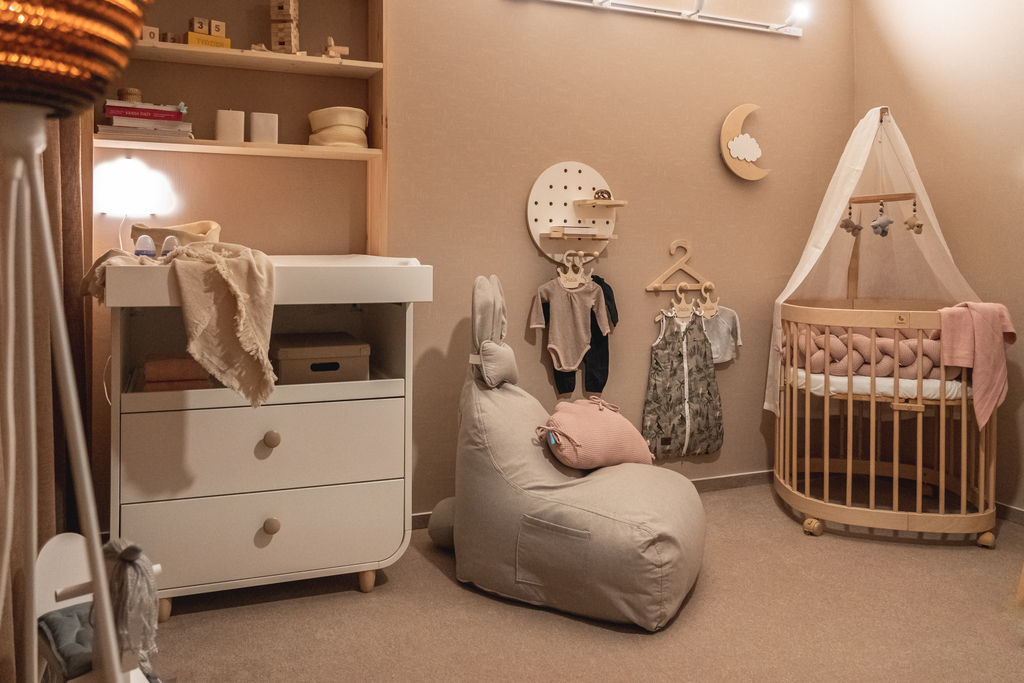 mały pokój niemowlęcy